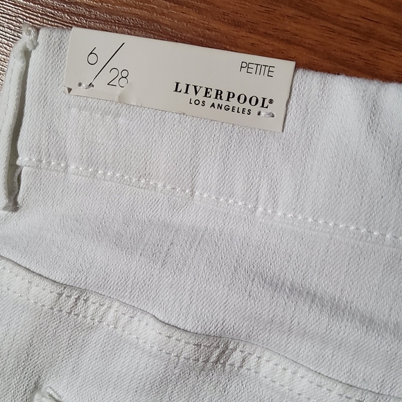 Liverpool GIA Glider The Crop Pull-On Jeans in Optic White Size Petite 6/28 New - Picture 7 of 12